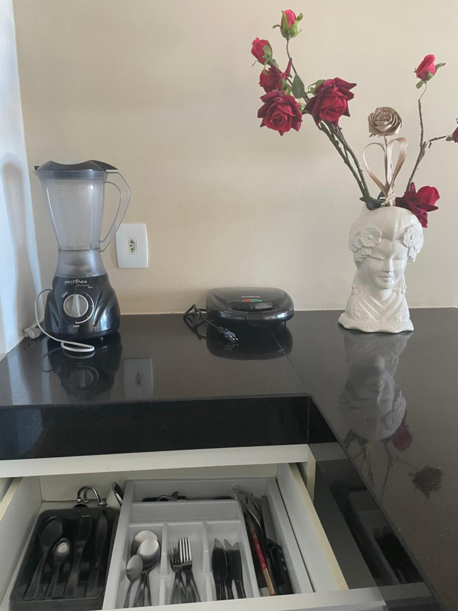 Apartamento Ondina Porto Com Vista Para O Mar Салвадор Екстериор снимка